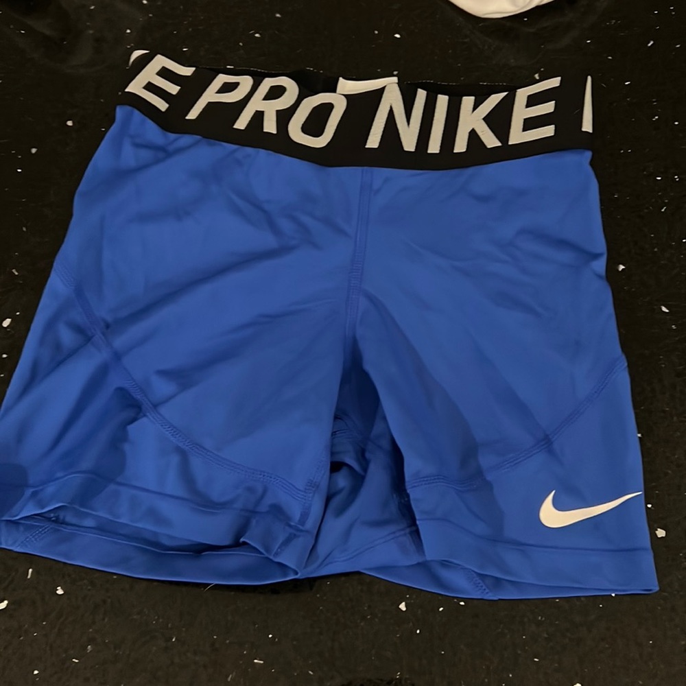 nike pros